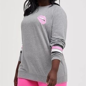 Torrid Relaxed Fit Raglan Sweatshirt Ultra Soft Fleece Pink Lips Shirt 00 or 10